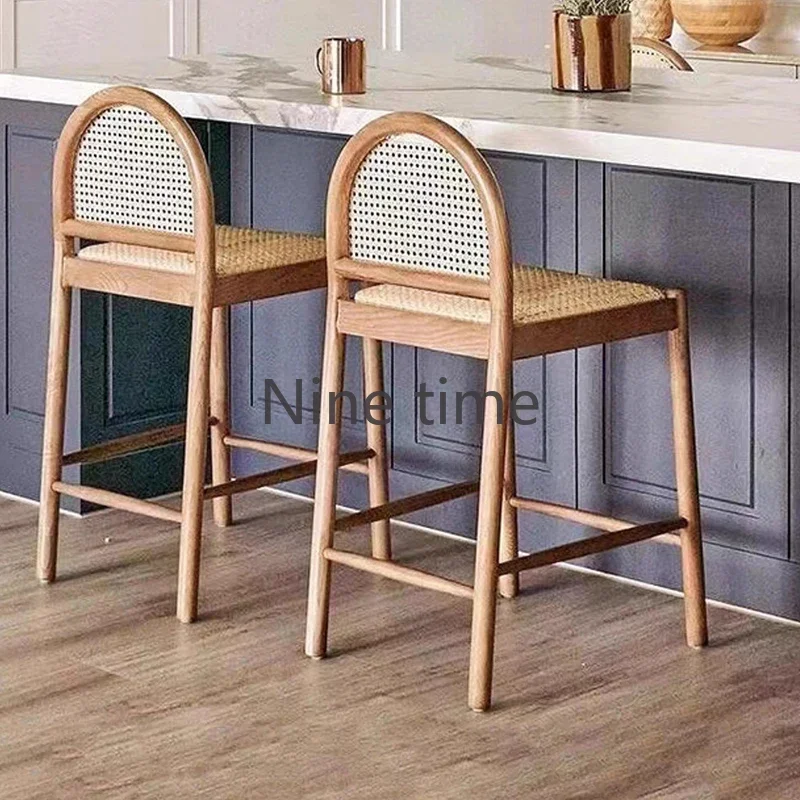 Cadeira Alta de Madeira Maciça - Commercial Kitchen Design avaliação e preço
